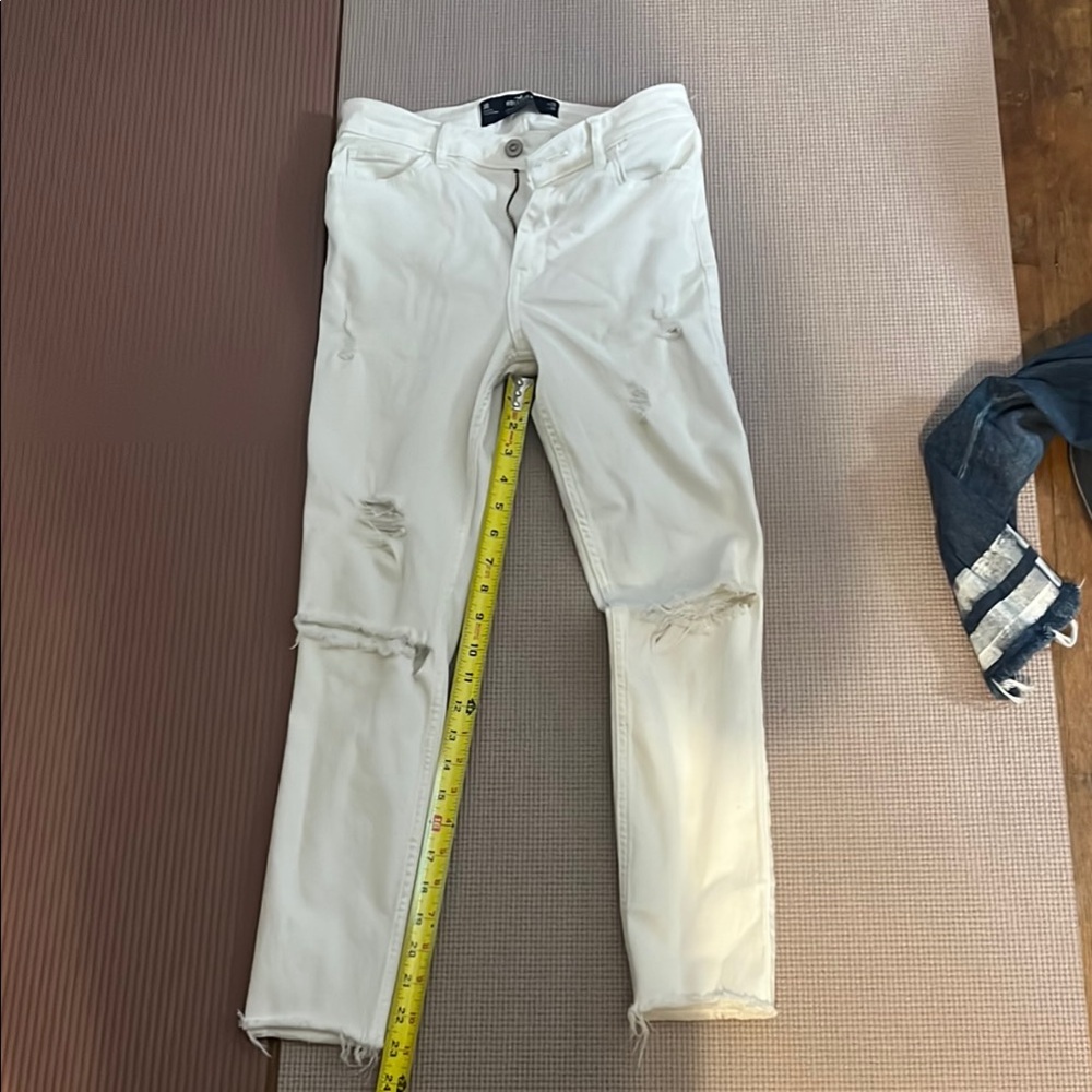Hollister Women's High Rise Jeans - White